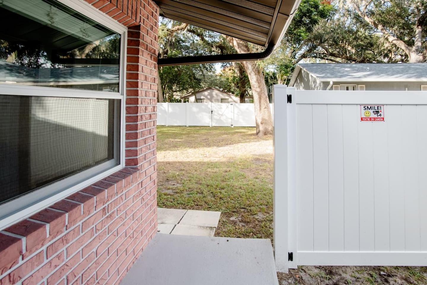 Walk Everywhere! 1-Bedroom Gem In Downtown Hub New Port Richey Luaran gambar