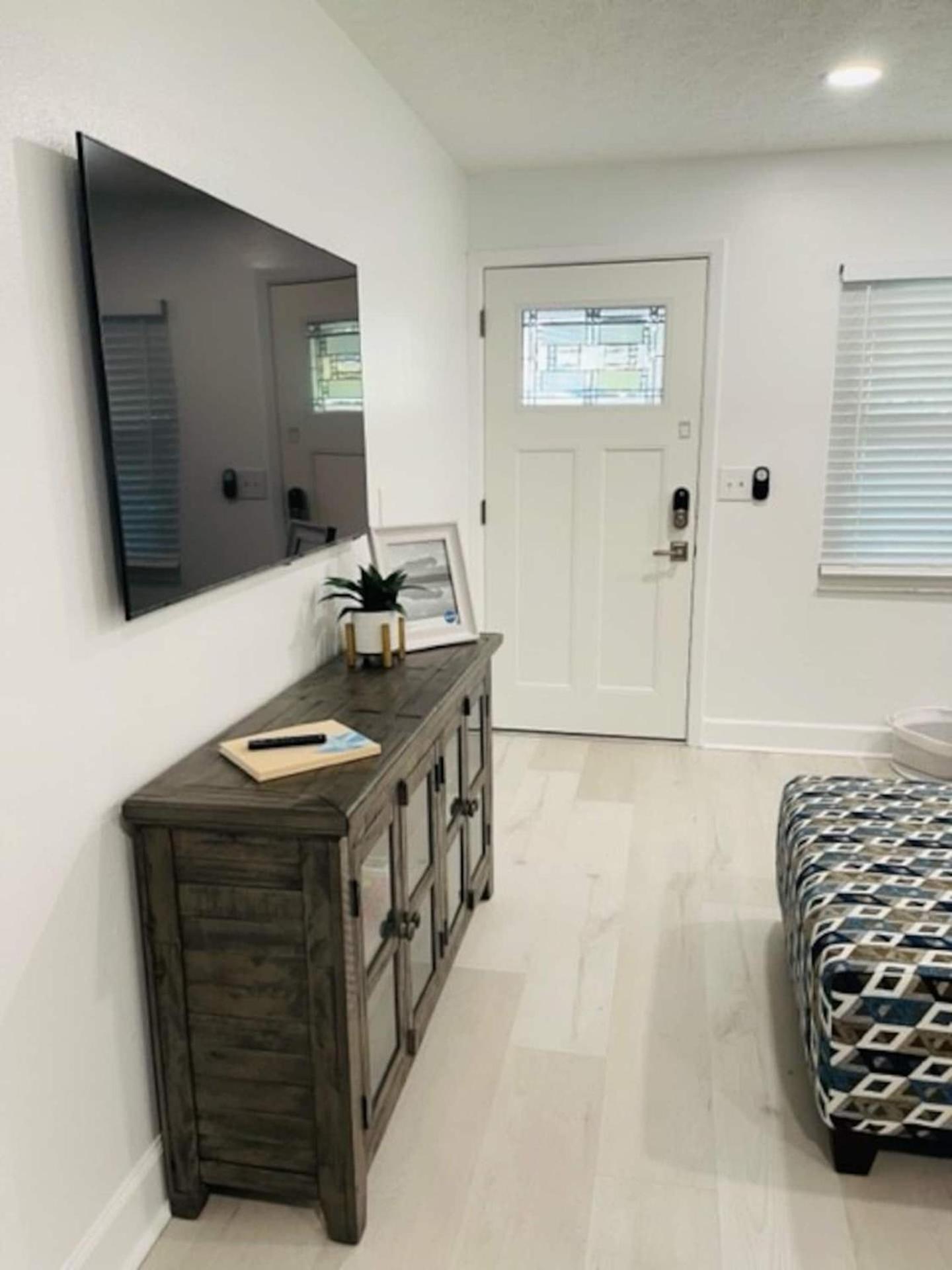 Walk Everywhere! 1-Bedroom Gem In Downtown Hub New Port Richey Luaran gambar