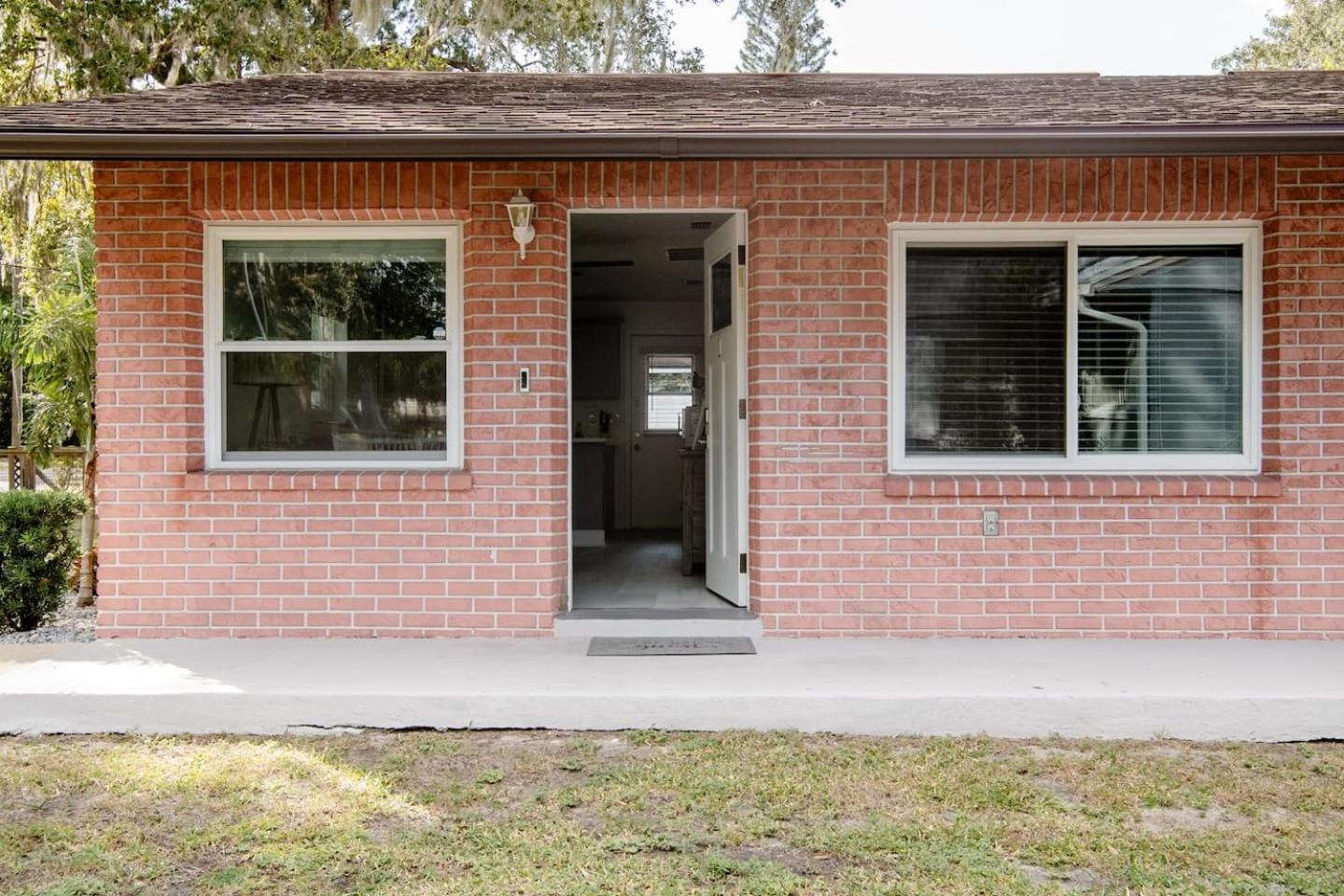Walk Everywhere! 1-Bedroom Gem In Downtown Hub New Port Richey Luaran gambar