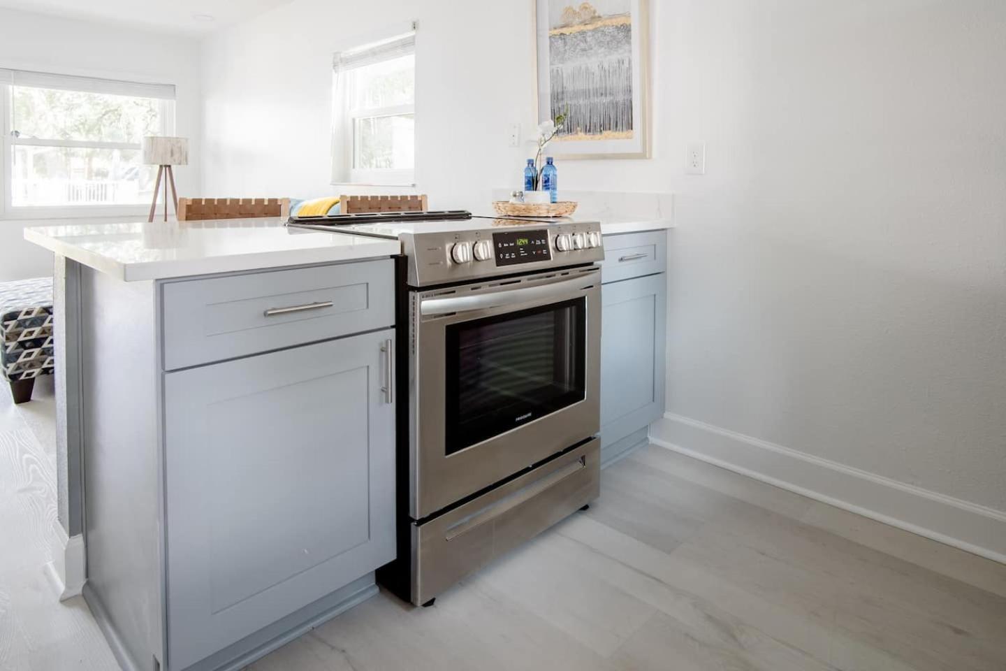 Walk Everywhere! 1-Bedroom Gem In Downtown Hub New Port Richey Luaran gambar