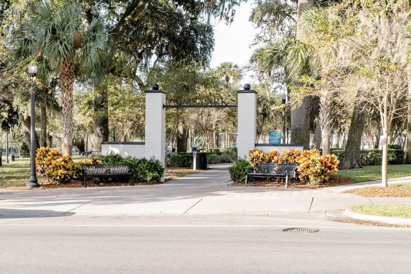 Walk Everywhere! 1-Bedroom Gem In Downtown Hub New Port Richey Luaran gambar